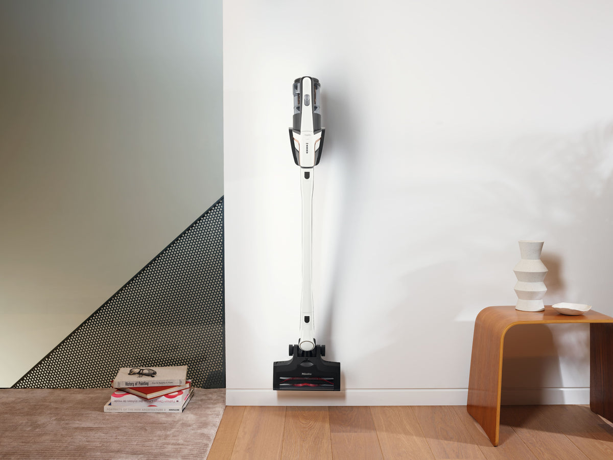 Miele Triflex HX2 CarCare Lotosweiß