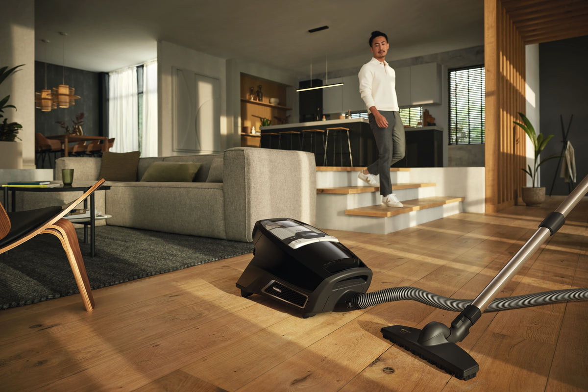 Miele Blizzard CX1 Comfort Obsidianschwarz