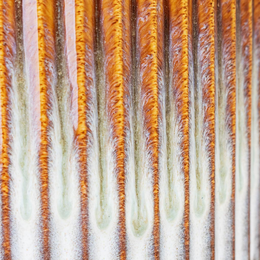 Willow Ribbed Plant Pot - Chocolate